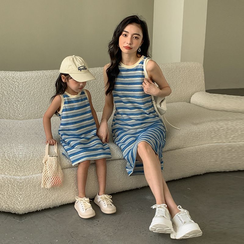 Mother-Daughter Parent-Child Outfit Summer 2025 New Striped Dress Korean Style Sleeveless Tank Dress Trendy Dress
