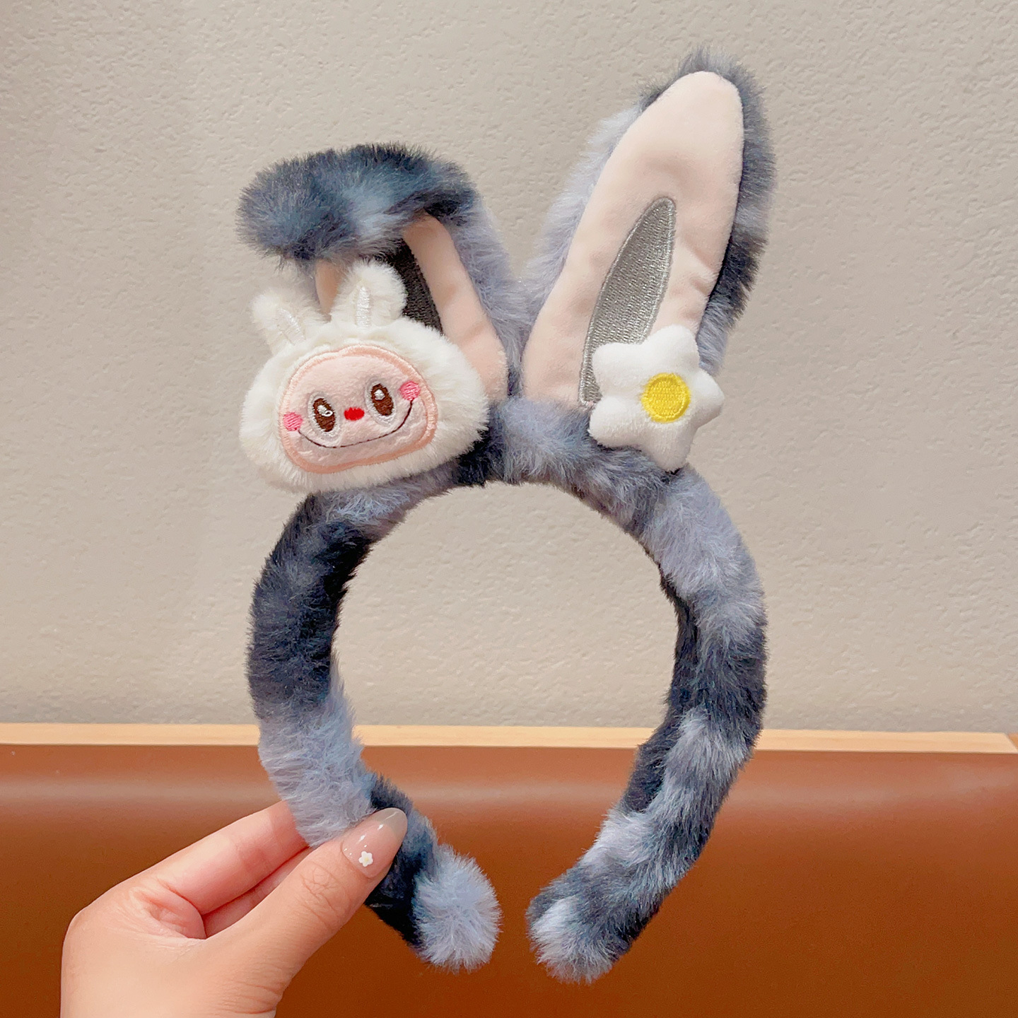 Nuevo hermoso amor tridimensional oso cabello red de peluche rojo dibujos animados orejas lavar la cara cabello red adornamiento para el cabello rojo al por mayor