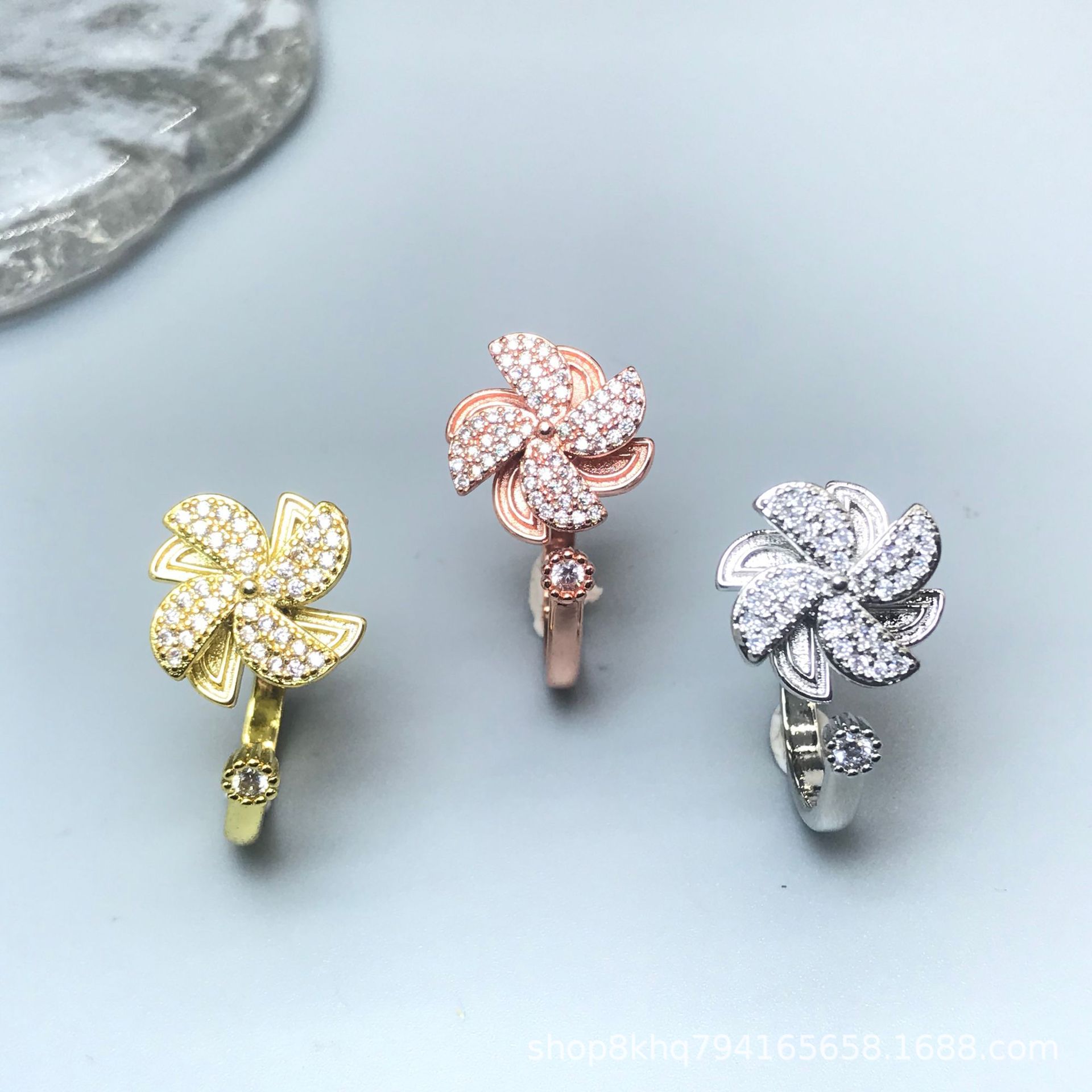 Elegant Windmill Copper Inlay Rhinestones Rings