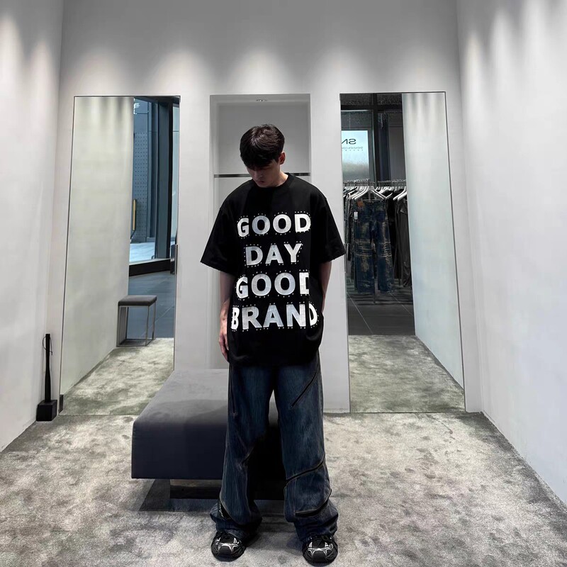 Goodbrand 2025Ss Sequined Slogan Basic Style Fashionable High-End Short-Sleeved T-Shirt Unisex Trendy