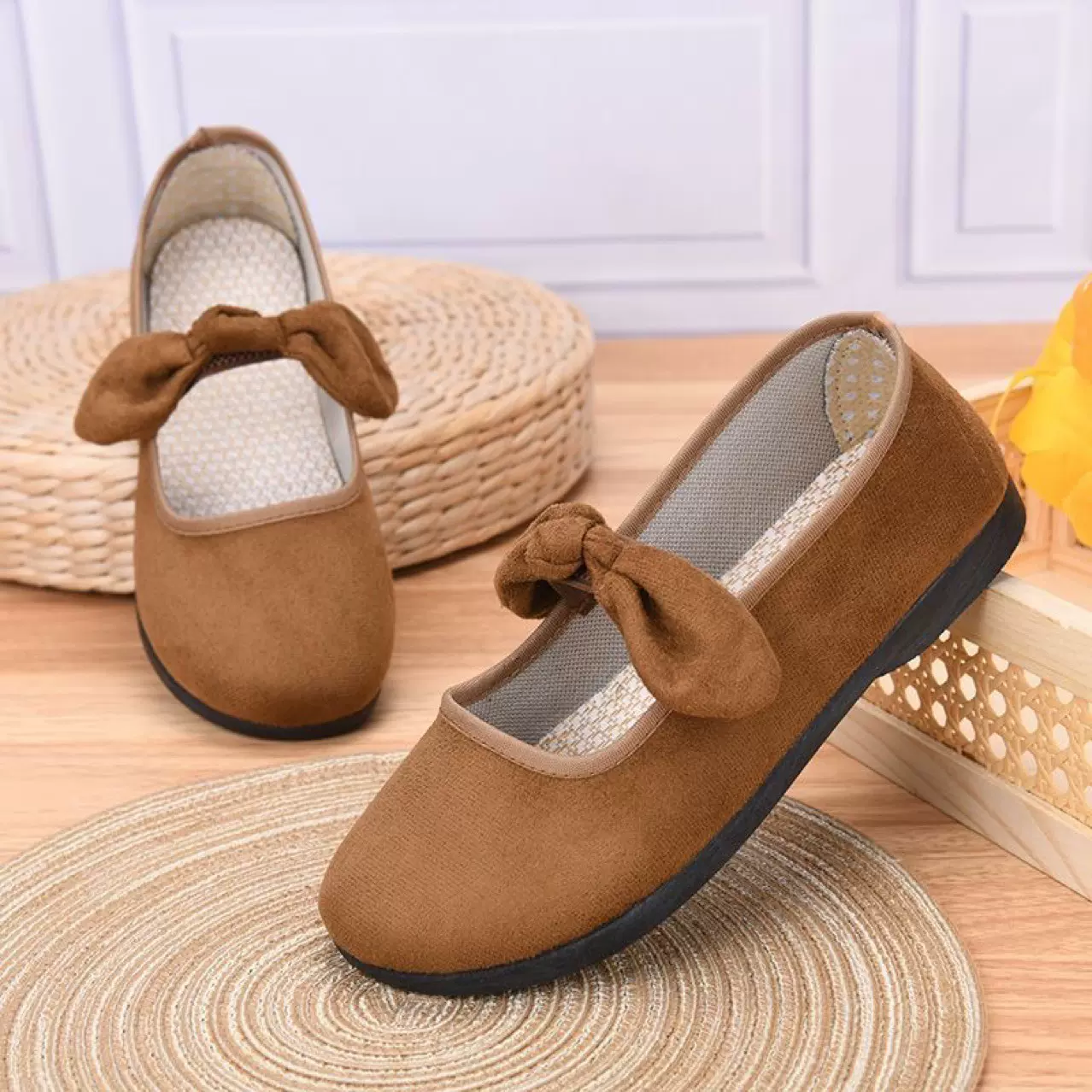 秋季新款老北京布鞋女百搭时尚蝴蝶结包头鞋舒适透气单鞋妈妈鞋