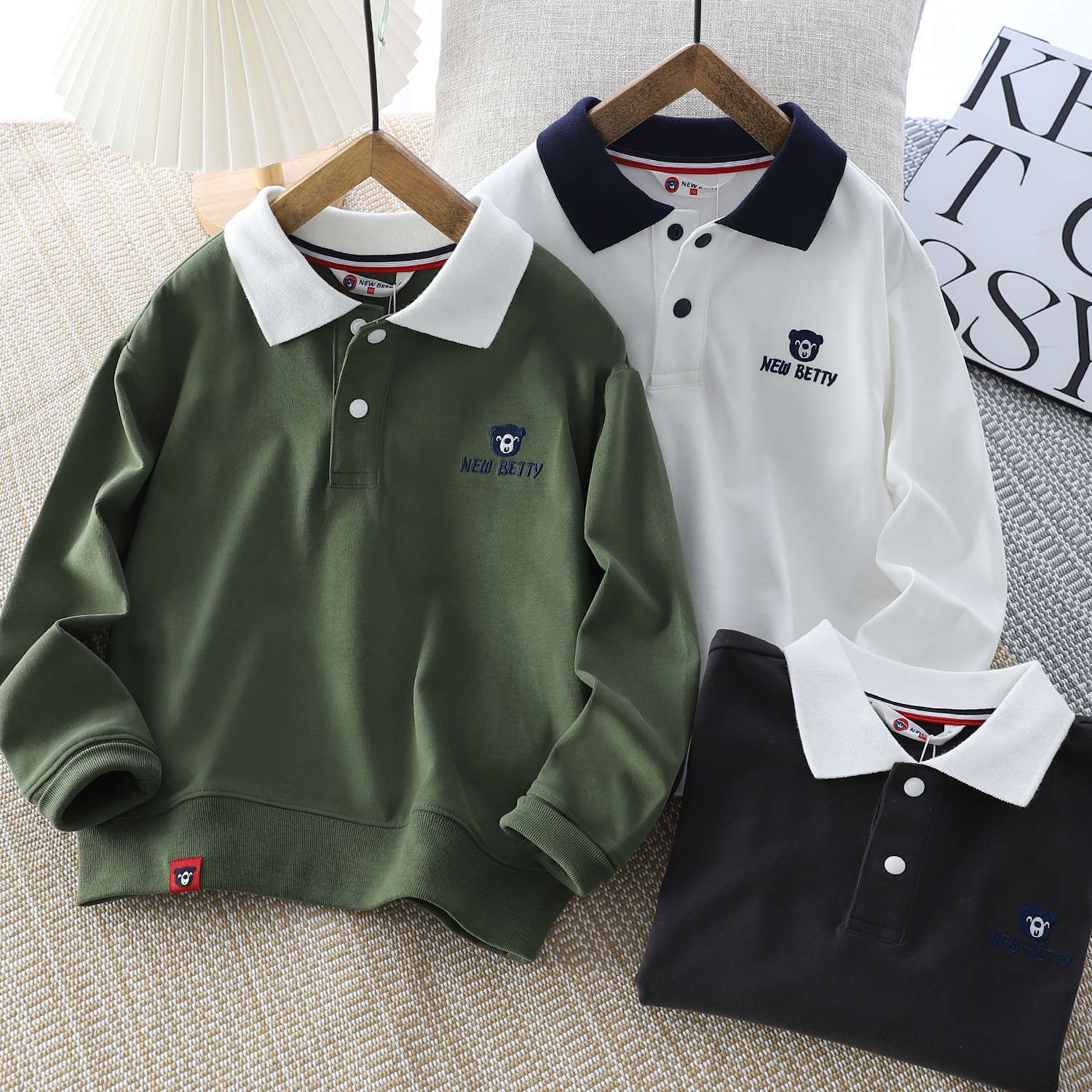 Children's pure cotton polo shirt, solid color patchwork tiger head design, loose Korean style, long sleeves, comfortable, fashionable and trendy casual.