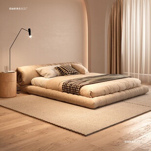 Fabric Bed Scandinavian Wabi-Sabi Style Master Bedroom Designer Modern Simple Double Italian Style Internet Celebrity Flower Roll Bag Floor Bed