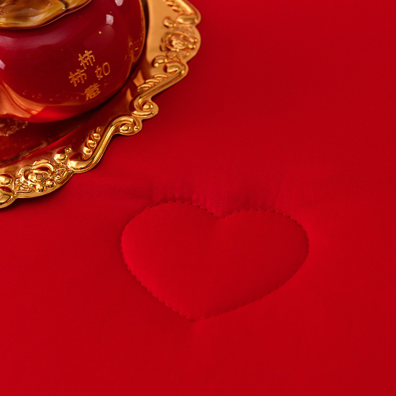 결혼식 큰 빨간 여름 시원한 새 결혼식 겨울 두꺼운 담요 여자는 결혼 침대에 나간다