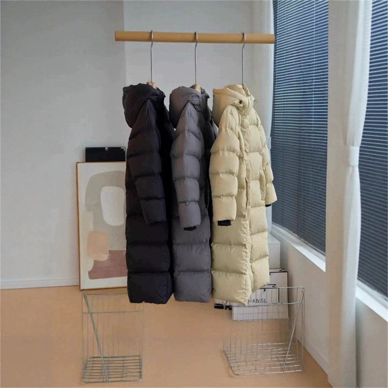 High-end 95% duck down oversized down jacket for women, 2026 new Korean style, loose fit, extra long, winter coat for extremely cold northern climates