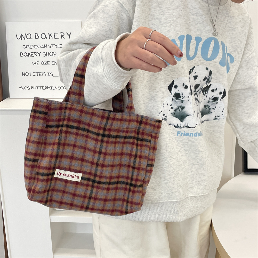 311021 Simple ins retro style woolen multi-color handbag for women, 2023 new checkered autumn and winter women's bag undefined