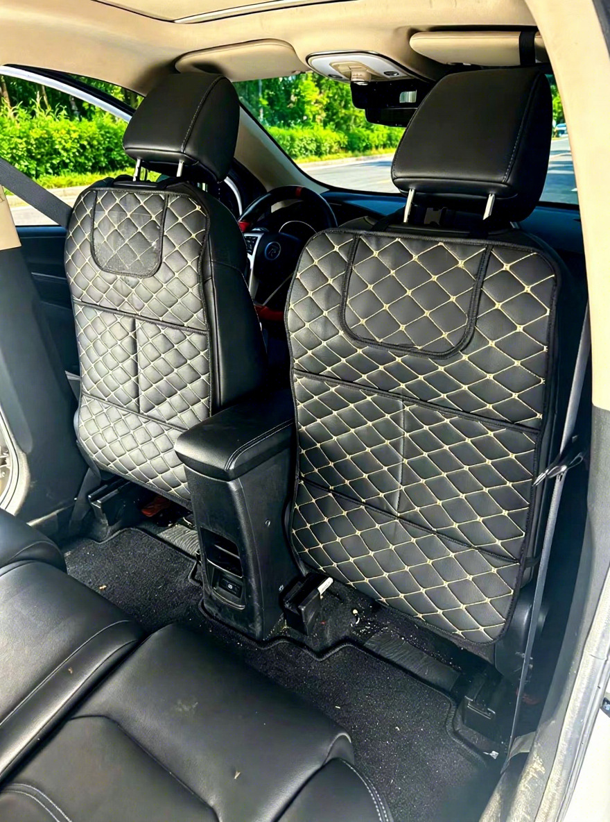 1-piece diamond embroidery pattern seat anti-kick pad, car seat back storage bag, phone holder, full-cover anti-kick pad