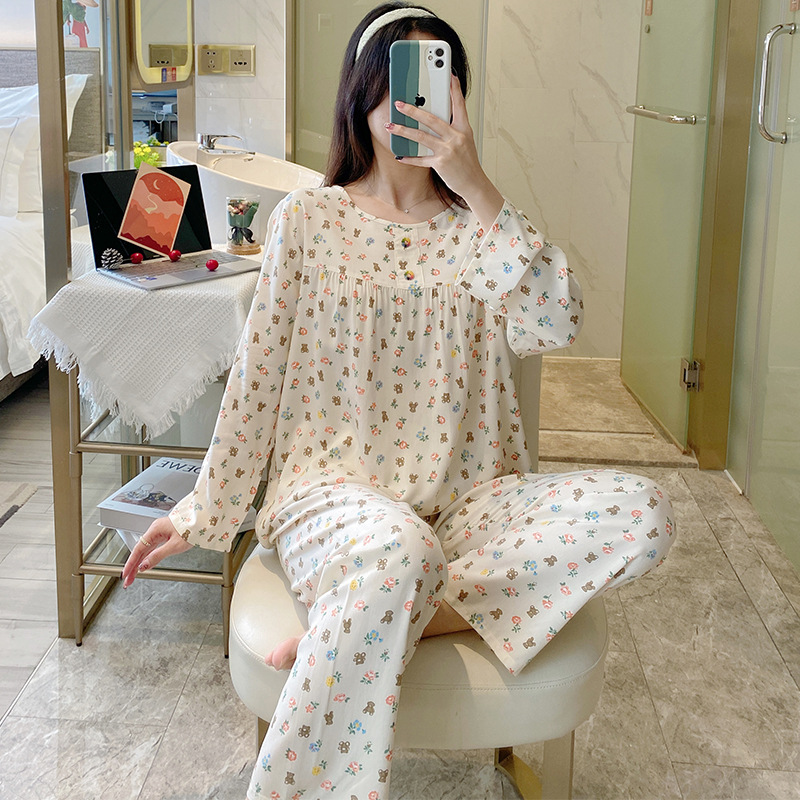 White background flower bear