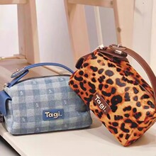 Tagi�¿�Kа����ëţ���R��ë���yС��������μ�б���Ů