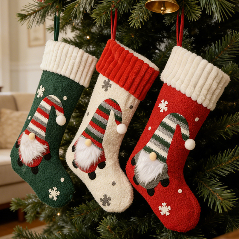 Calcetines de caramelo con decoración navideña transfronteriza, calcetines navideños bordados de Rudolph, calcetines de regalo para niños, bolsas de regalo, colgantes para ventanas