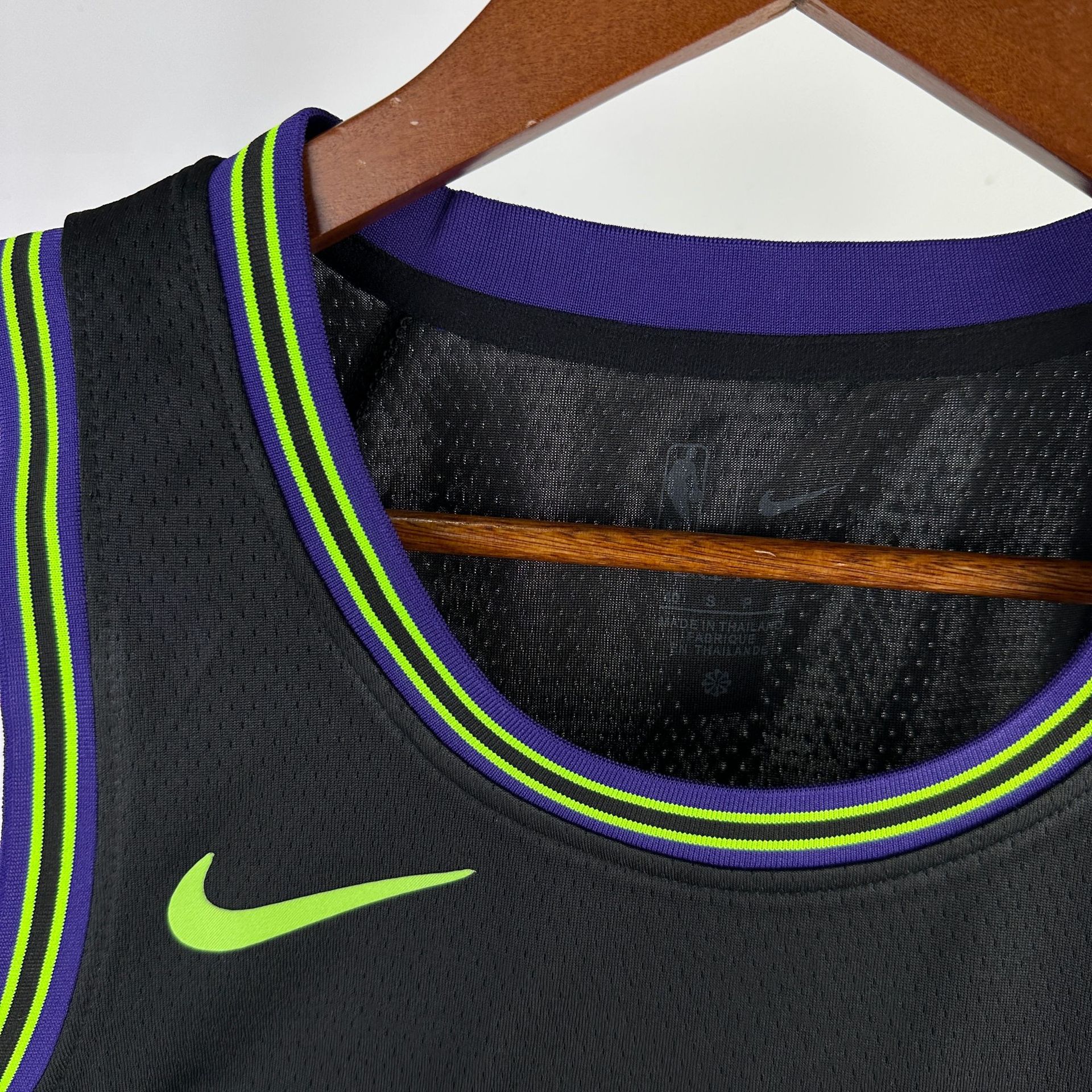 Pelicans Jersey 6