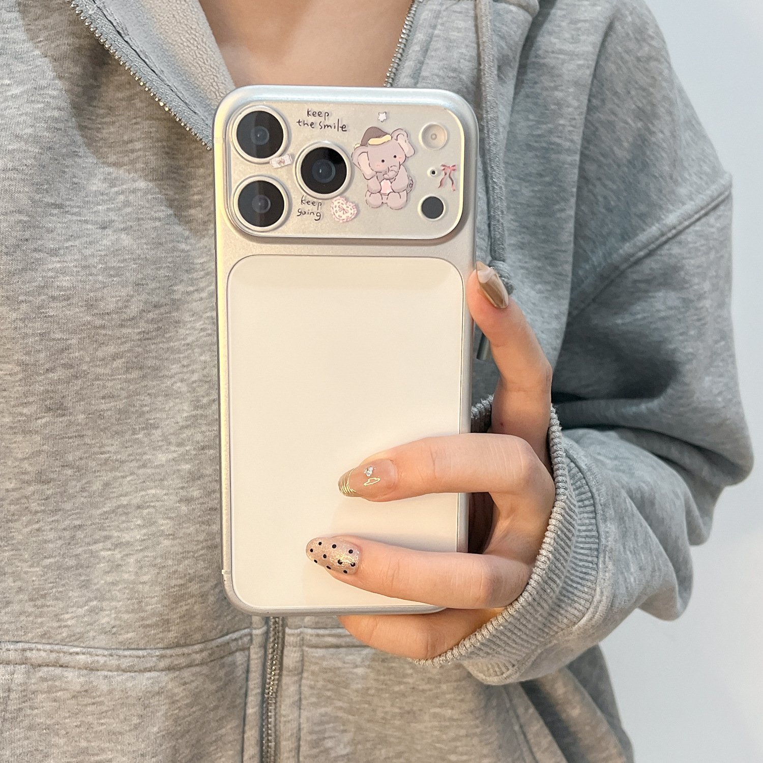 All-In-One All-Inclusive Lens Film Suitable for Apple Mobile Phone Iphone17Pro/17Promax Glass Cartoon Protective Film