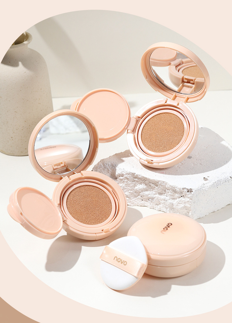 NOVO Velvet Mist Long-lasting Cushion Cream Conceals blemishes, moisturizes without powder clogging, is waterproof and sweat-proof, and does not smudge for a long time. BB Foundation Cream undefined