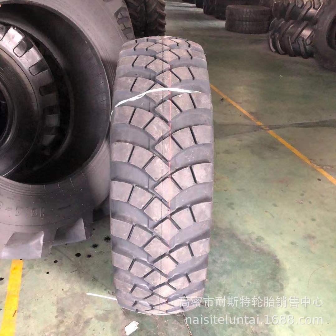 消防车越野人字 13-20 轮胎12.5-20 轮胎