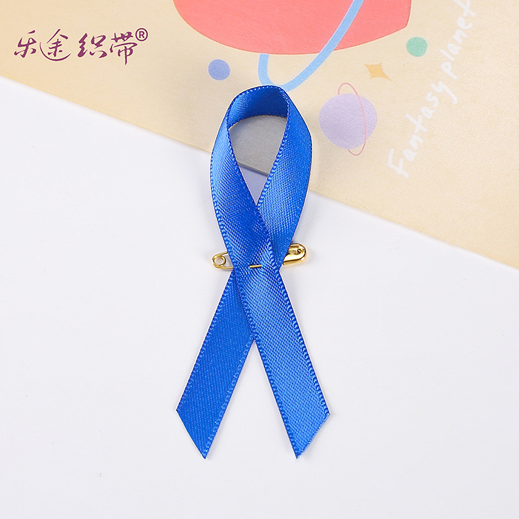 Logotipo DE LA CRUZ actividad de bienestar público insignia cinta de video hecha a mano logotipo de la empresa actividad de salud Tipo de PIN de bricolaje