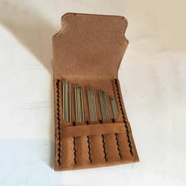 欧美复古皮革针线盒 大容量缝纫针收纳套 皮革持针器可印logo