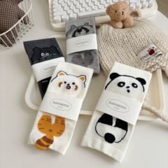 袜子女春秋立体卡通小浣熊可爱抽象搞怪中筒ins潮棉袜日系