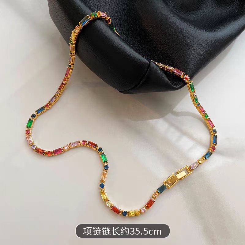 스퀘어 컬러 목걸이