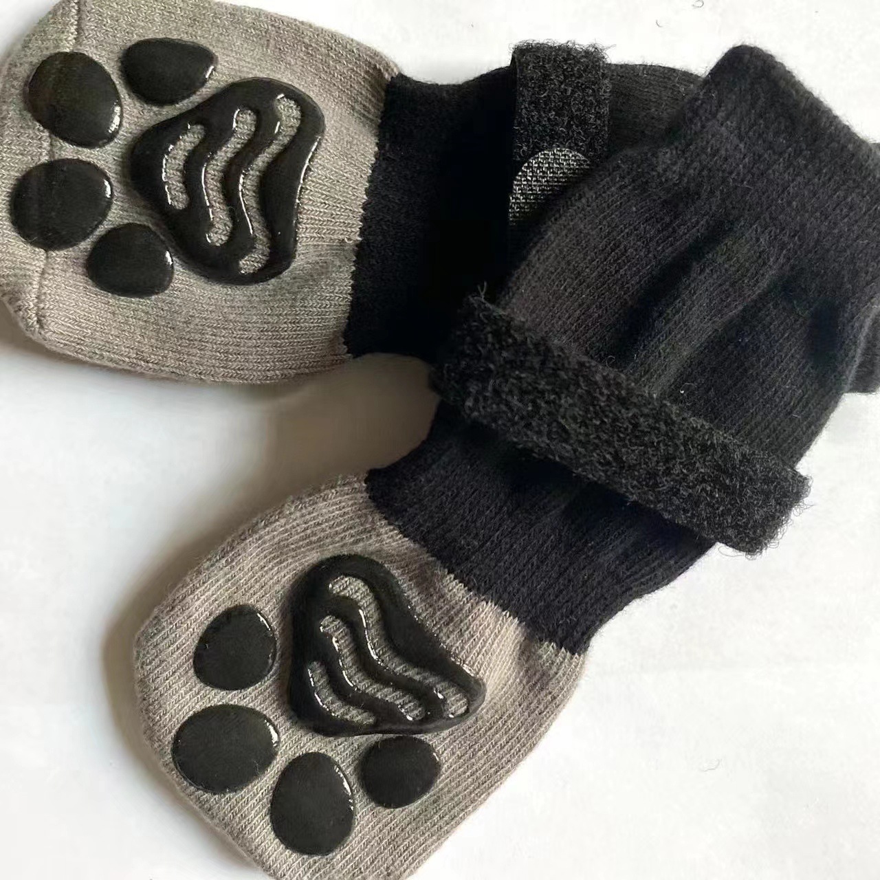 Calcetines para perros con diseño de huellas de pata, hechos de nailon, aptos para todas las estaciones, venta directa de fábrica.