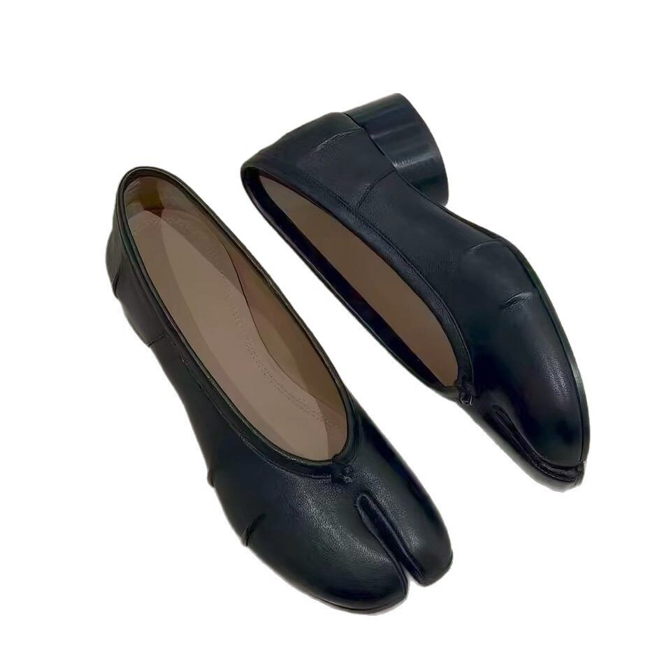 Giày Mary Jane mũi tách ngón gót vuông 3–6 cm da bò hai lớp — màu đen