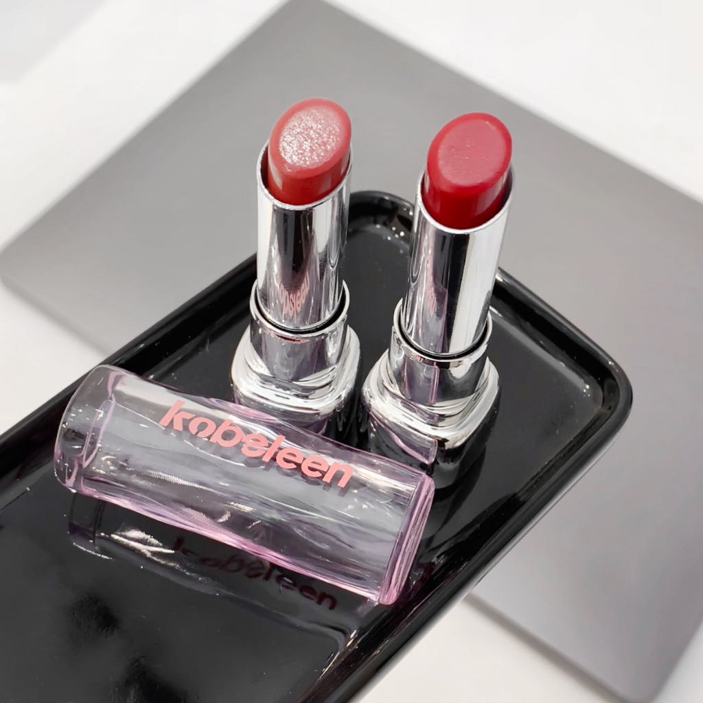 kobeleen Moisturizing Lipstick, with a water-like mirror surface that is waterproof and does not fade easily, is a nude lipstick for spring and summer, suitable for students undefined