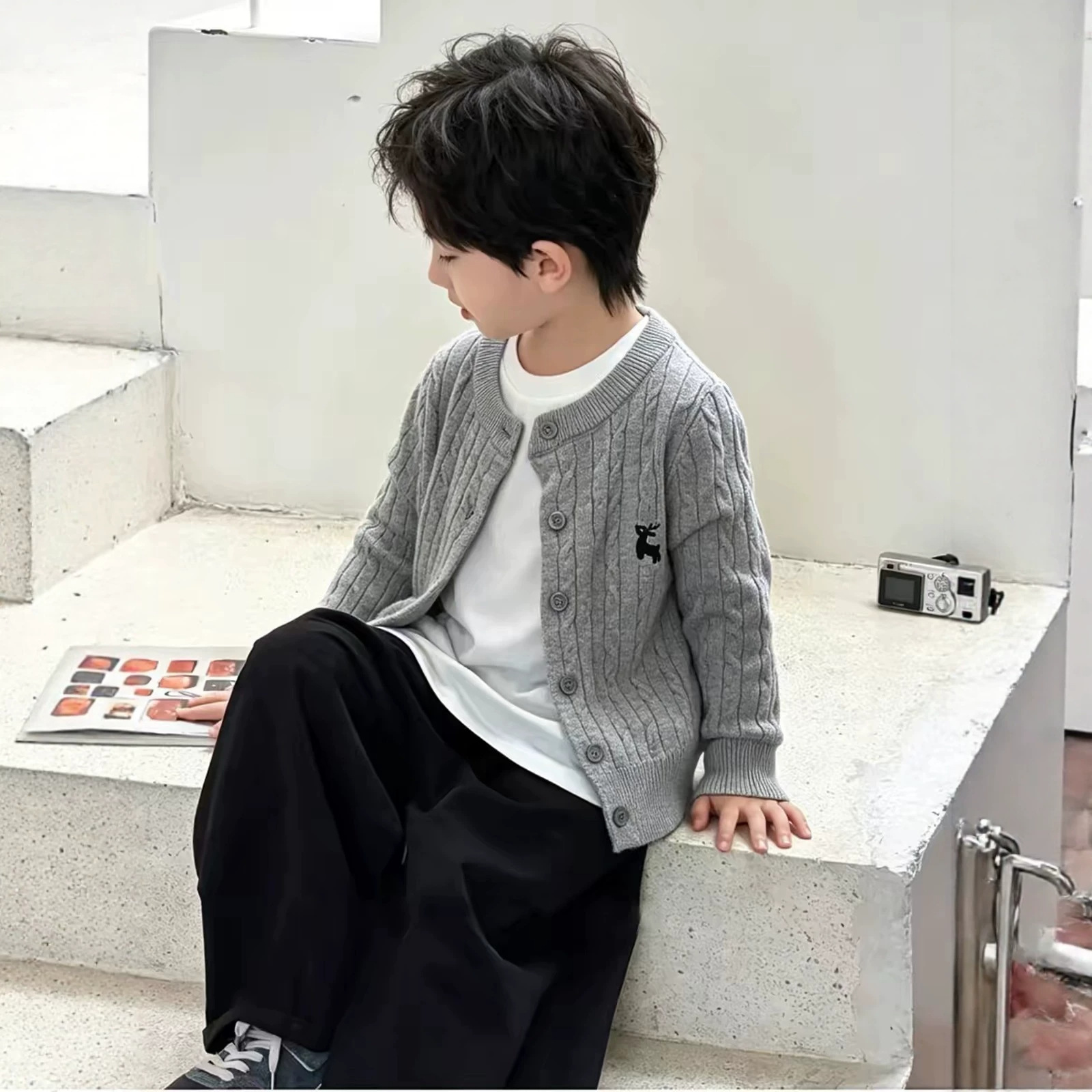 男女童针织开衫2026新款秋装韩版女宝宝麻花刺绣儿童长袖毛衣