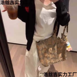 复古小红书新款格纹橙色格子大容量时尚包高腋下颜值通勤托特单肩