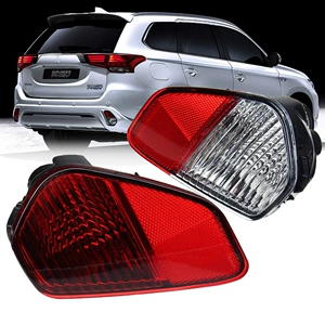 Mitsubishi Outlander 16-19 Arxa Bamper Duman Əleyhinə Əyləc Xəbərdarlıq Reflektor İşığı