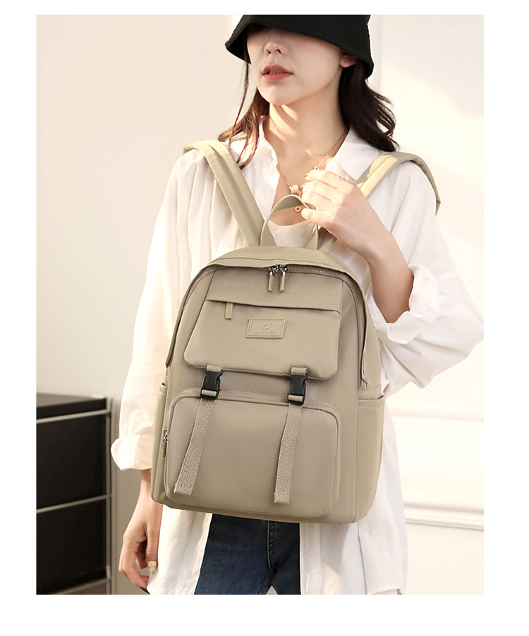 Colorful Fox large-capacity travel Backpack, women's fashionable and trendy backpack, multi-layer water-resistant schoolbag undefined