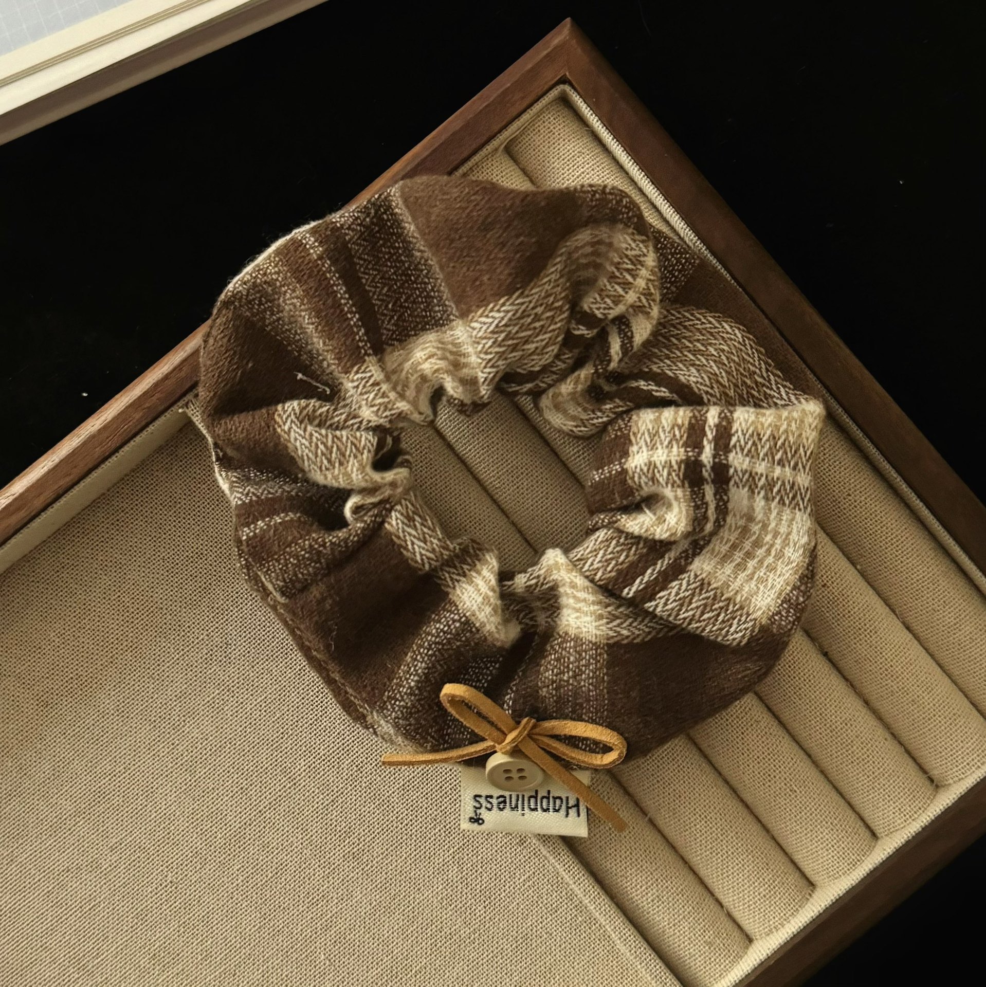 Korean Style Brown Plaid Scrunchie Hair Tie For Ponytail_voghion.com