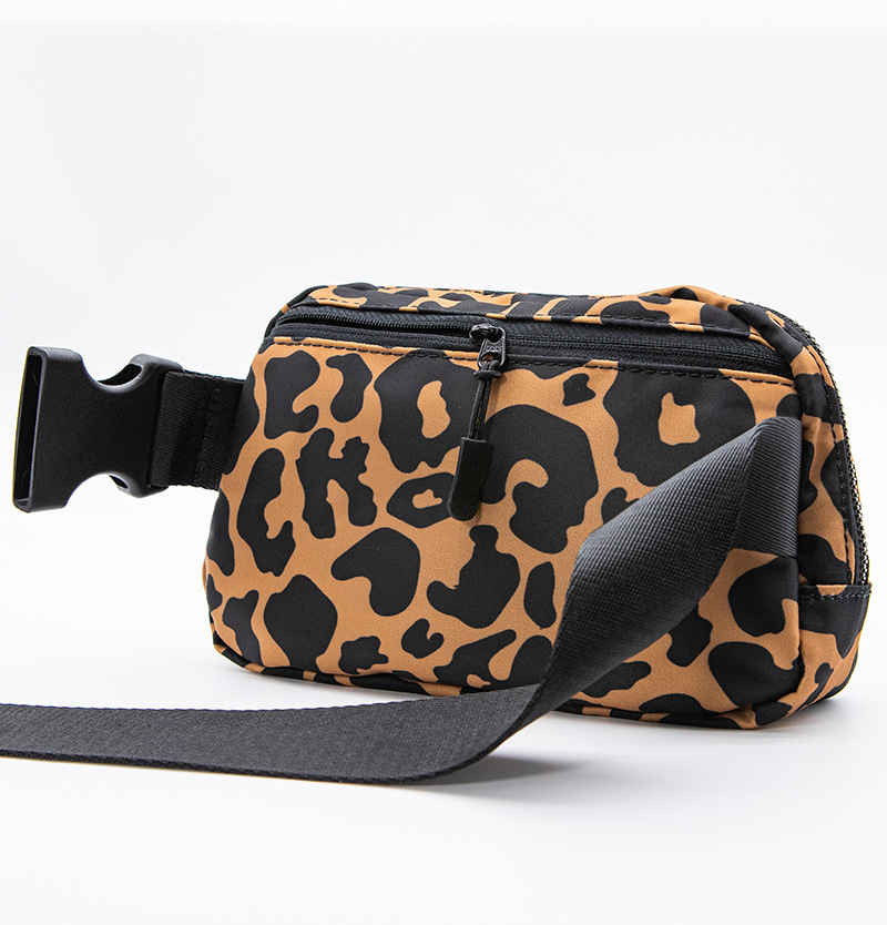 Unisex Fashion Solid Color Nylon Waist Bags display picture 3