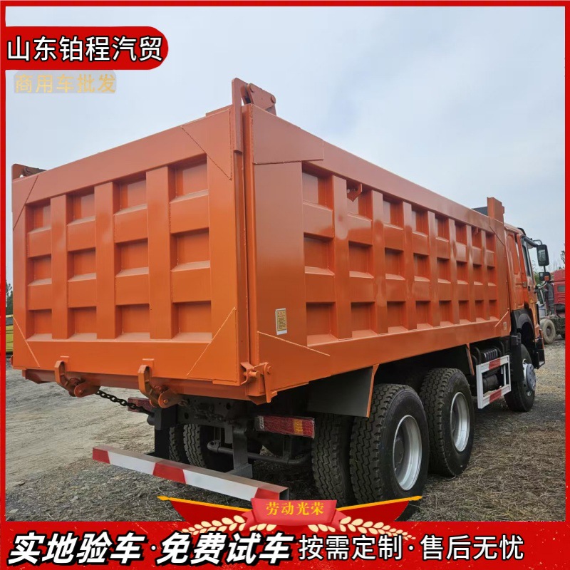 Sinotruk HOWO cross-border supply of dump trucks with two front and eight rear wheels, 6*4 muck transport tipper trucks for export