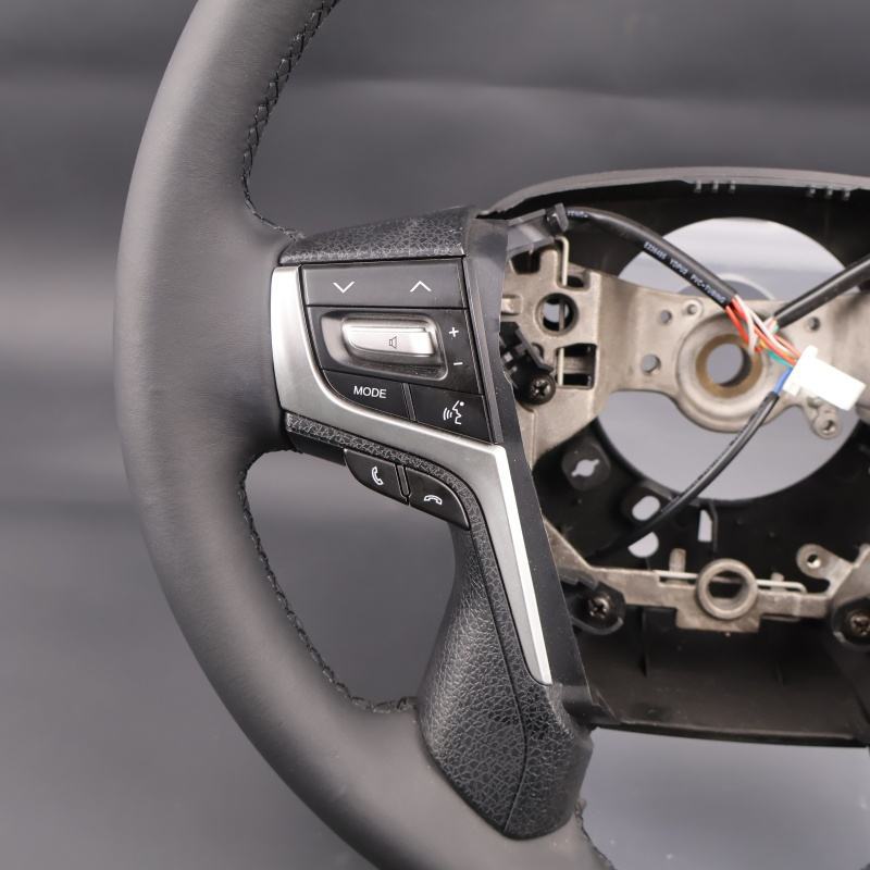 Suitable for Toyota Land Cruiser LC300 Prado 120 150 300 series steering wheel