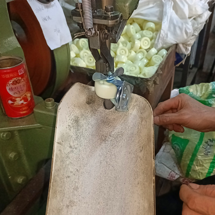 办公柜子脚轮家具轮子1.5寸2寸2.5寸3寸万向脚轮轻型PP轮肥仔脚轮