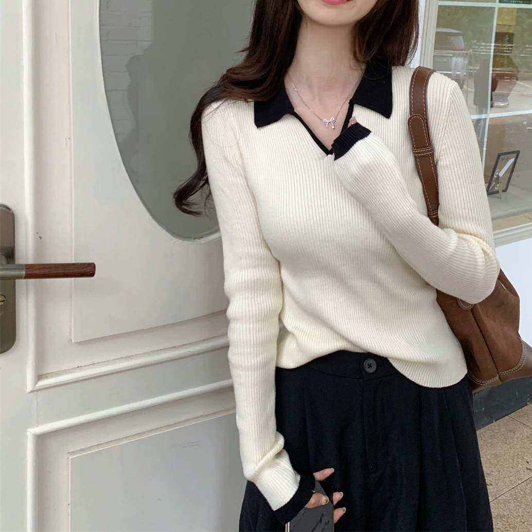 Long‑sleeve winter sweater, polo collar, slim fit, body‑friendly, one size (black/apricot)