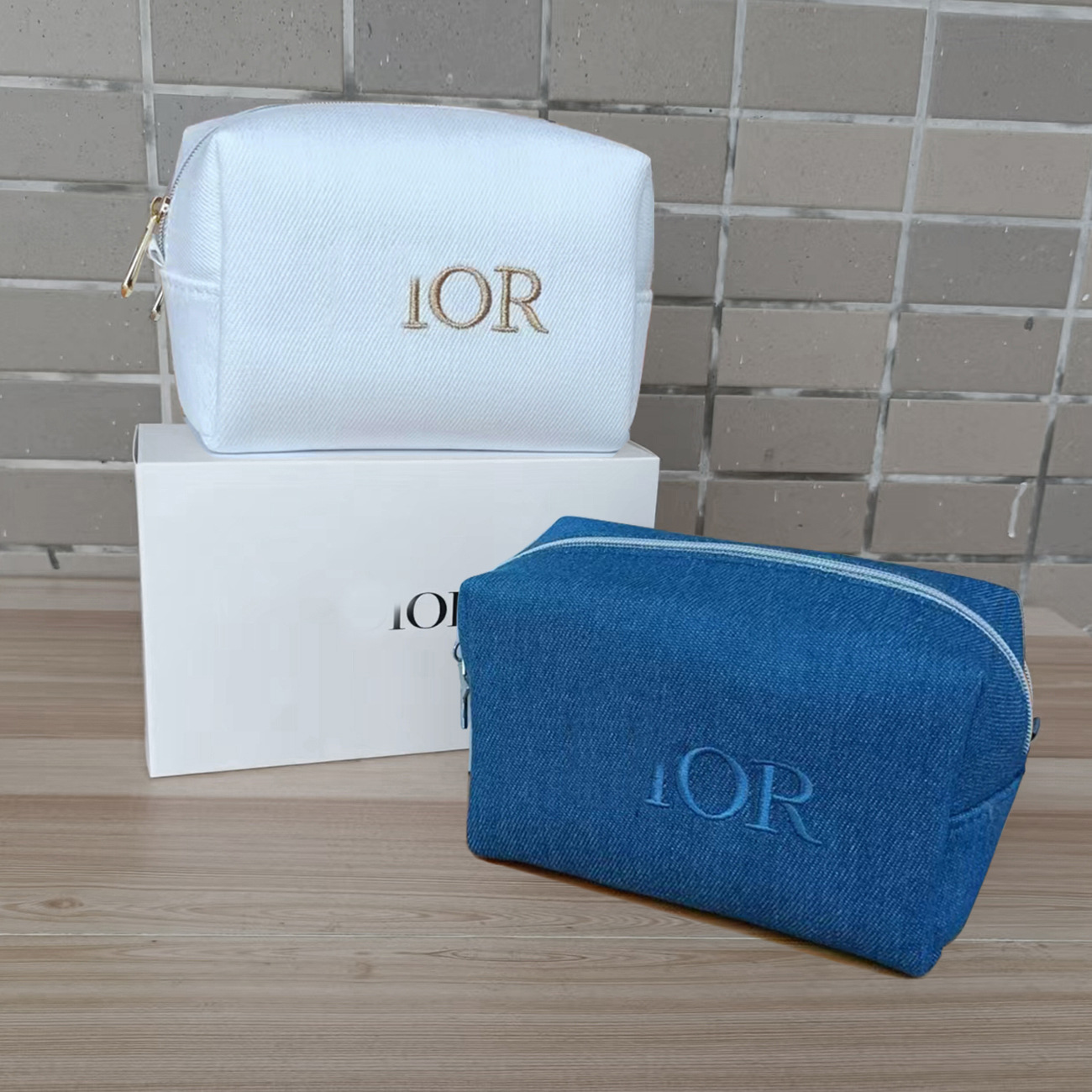 新品超希少デニム生地高级感ギフトポーチブルーホワイト化粧品収纳バッグ