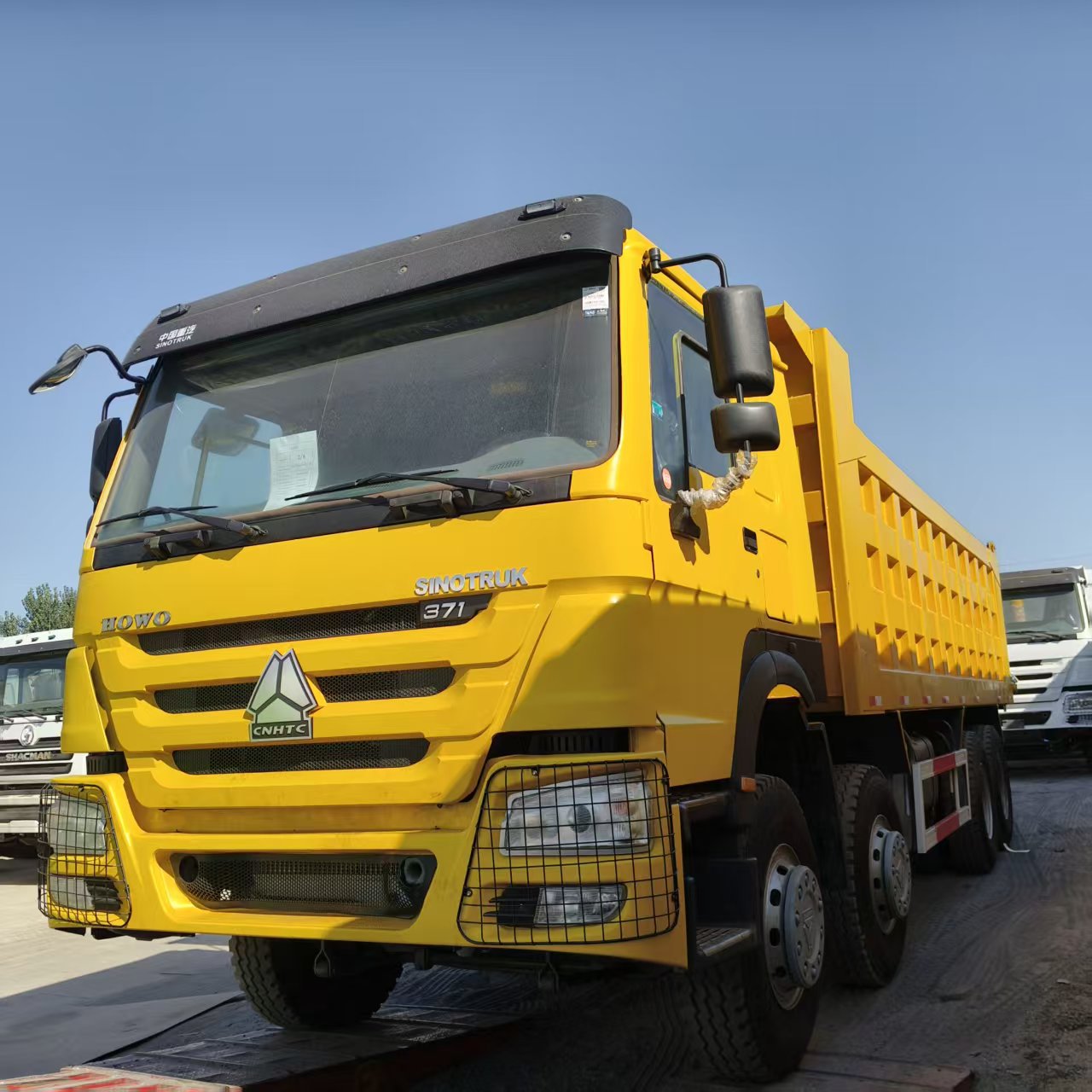 Used Howo 6x4 dump truck, eight-wheel dump truck for mining and construction, suitable for transporting waste materials, and available for export