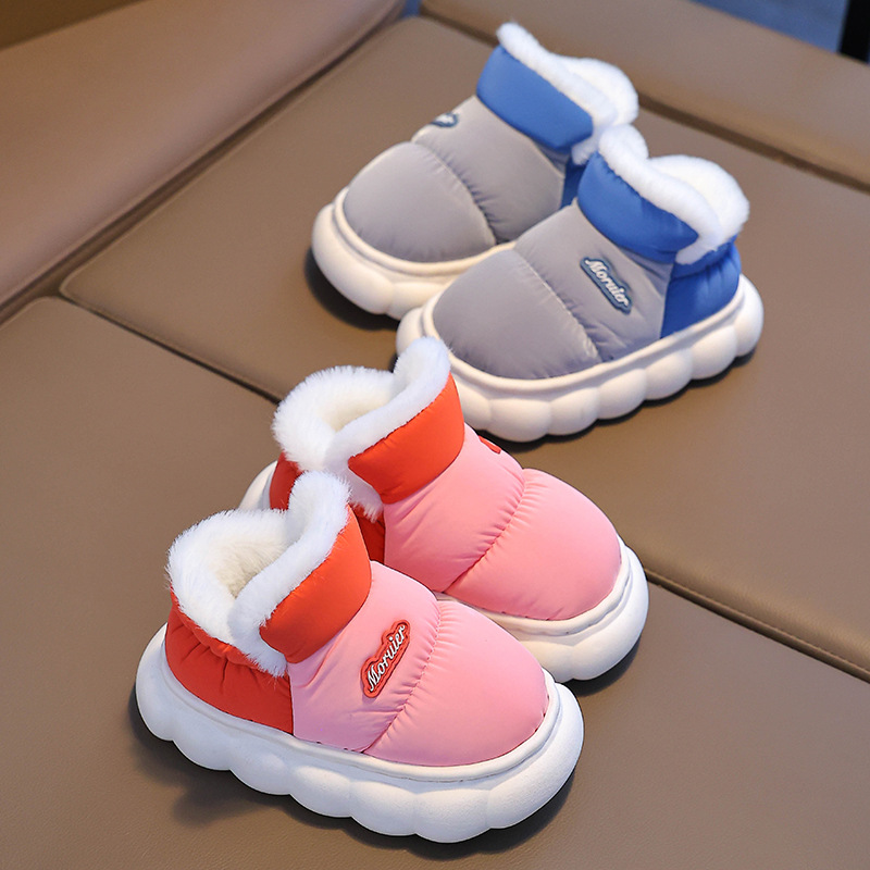 Zapatillas de algodón caseras de invierno para niños impermeables y cálidas, tela de pluma, bolsas de tacones de algodón para niños y niños