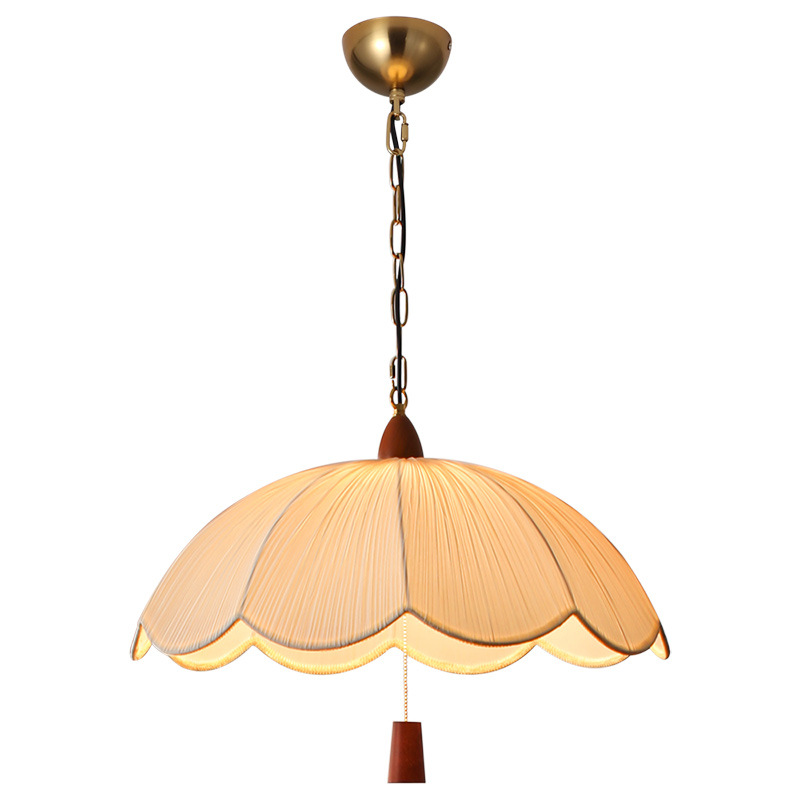 Lanterna del restaurante francés 2026 nueva lámpara de mesa de comedor artística y creativa atmósfera de la personalidad de la lámpara Zhongshan 222L