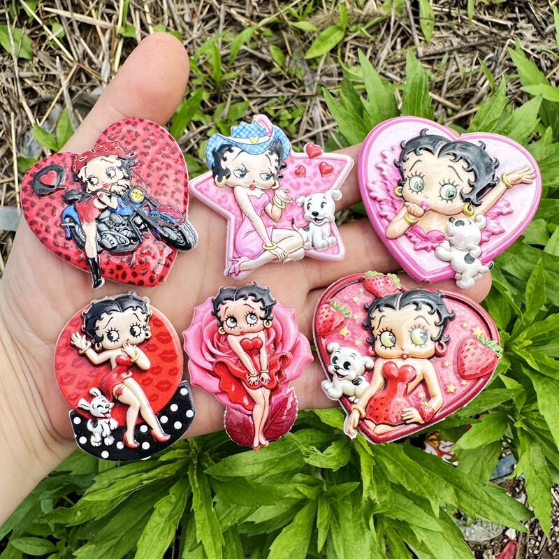 45mm Double-Sided Printed Miss Betty Through-Hole Beading Accessories Phone Chain Bag Pendant DIY Handmade Jewelry Loose Beads 45mm Double-Sided Printed Miss Betty Through-Hole Beading Accessories Phone Chain Bag Pendant DIY Handmade Jewelry Loose Beads