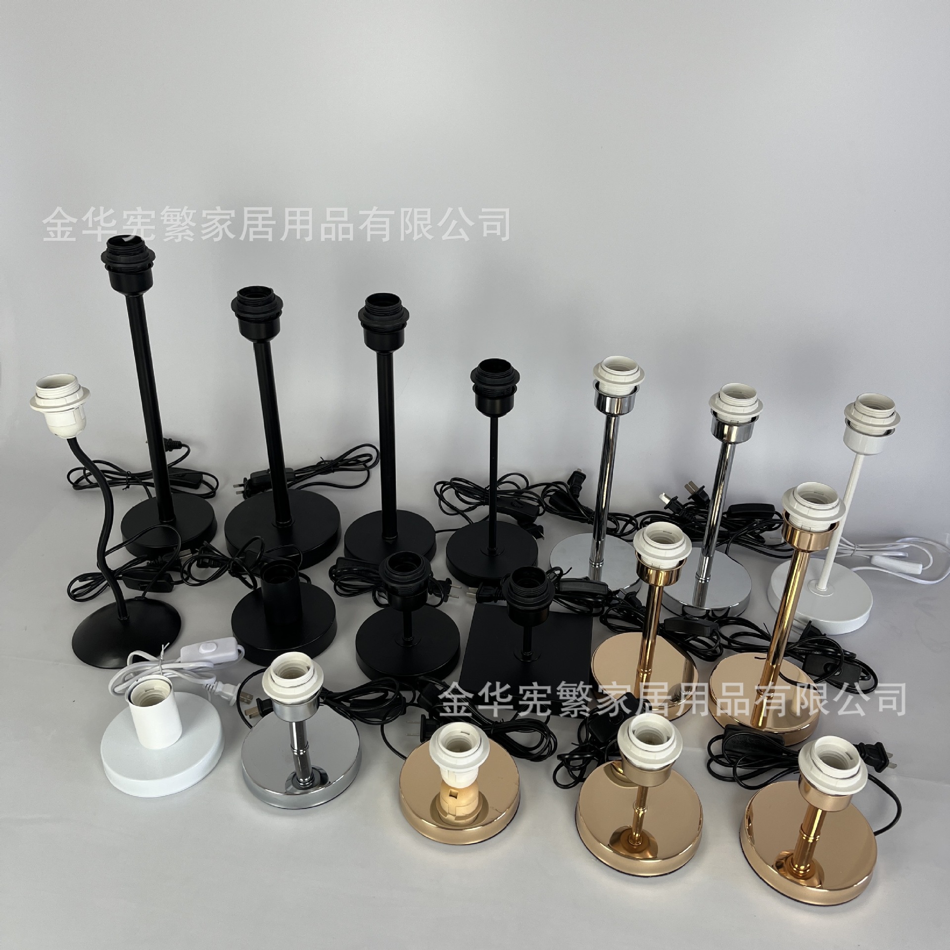 Lugar del fabricante Pintura de metal negro Lámpara de mesa recta Accesorios base Lámpara E27 Lámpara de bricolaje casera de celebridades de Internet