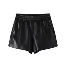 现货2025秋新品松紧腰显瘦A字阔腿休闲PU皮短裤MBE3SOT016