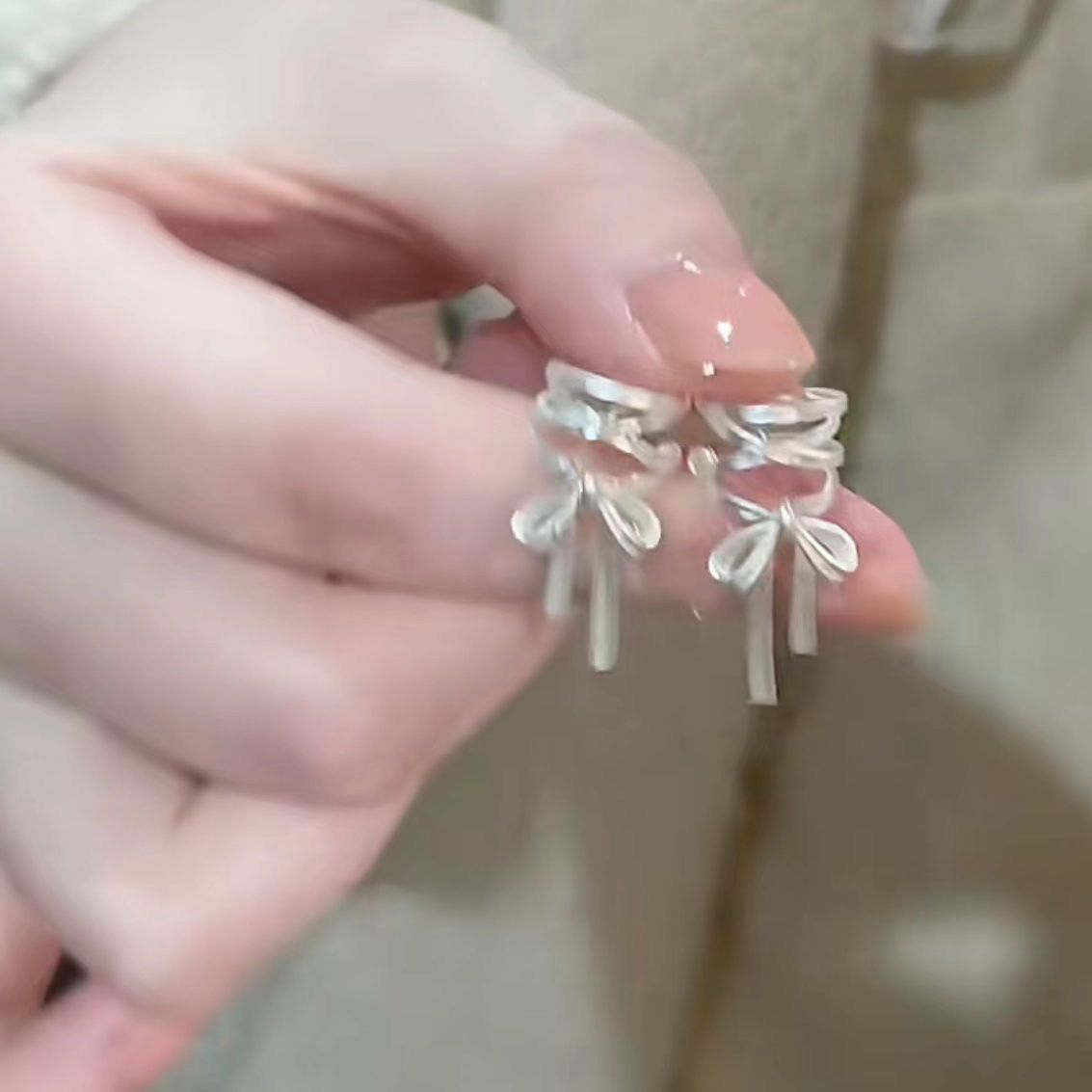 Ballet suave y elegante cinta arco clip de orejas personalidad femenina moda ágil bordilla sin agujeros de orejas joyas de orejas