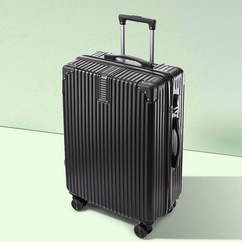 Capacious suitcase, durable box with zipper