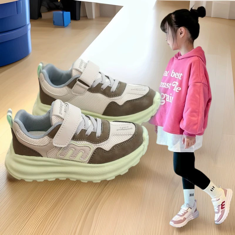 Спортивная обувь для девочек 2025 новая весна супер легкая нескользящая детская обувь для бега для мальчиков повседневная обувь для мальчиков