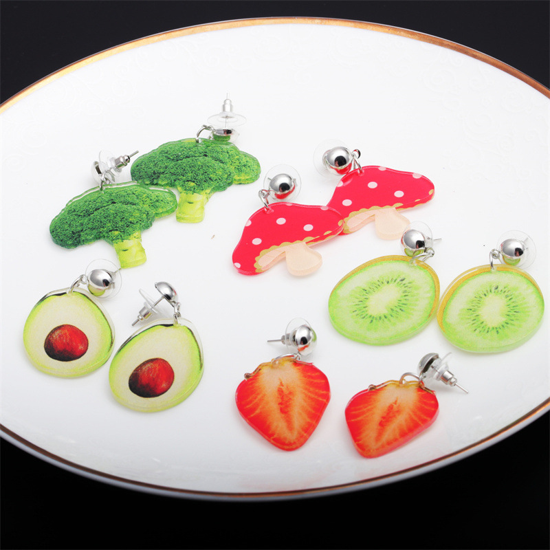 summer three-dimensional acrylic fruit strawberry earrings jewelry