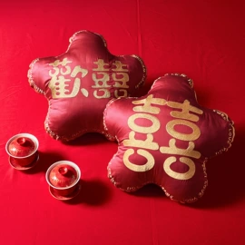 四件套;蚊帐、床幔;纤维被