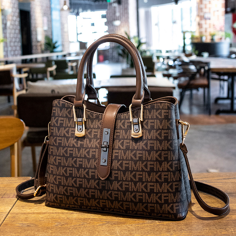 Shoulder bag