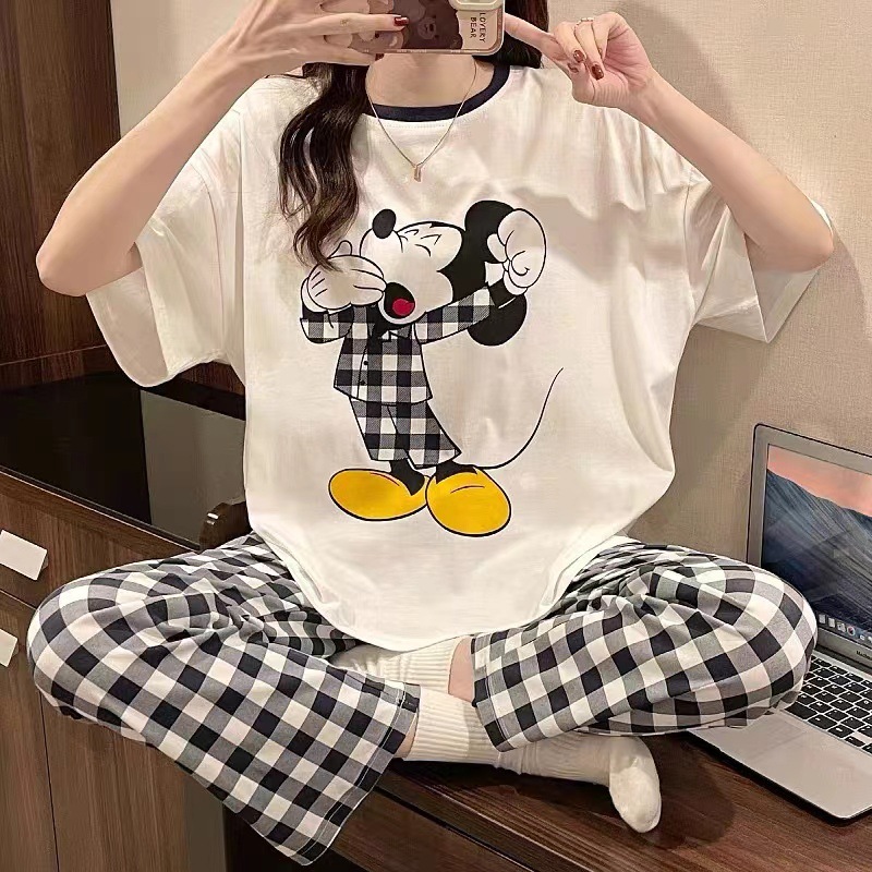Pijamas para mujer 2025 nuevo estilo ins verano pantalones de manga corta traje de dos piezas dibujos animados lindo primavera y otoño servicio a domicilio