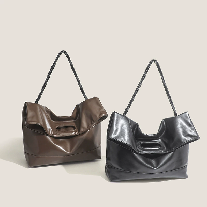 Capacious shoulder bag, small one-shoulder bag, 2023 collection